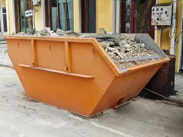 Convenient Dumpster Rental in Hickory for Home Cleanup